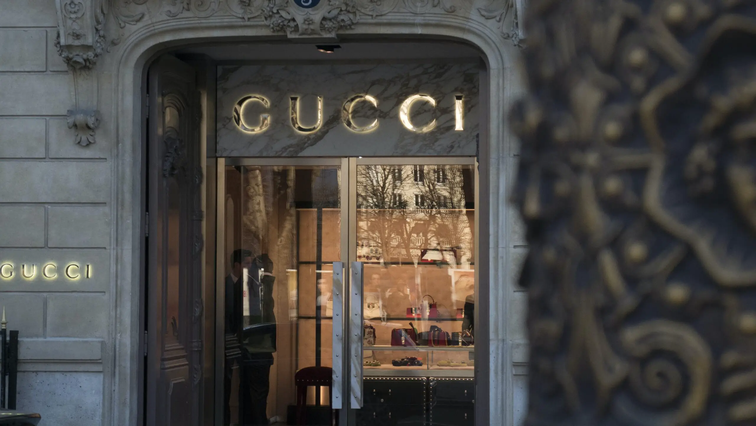 Quickly Find the Serial Number on Gucci Glasses – Check Here