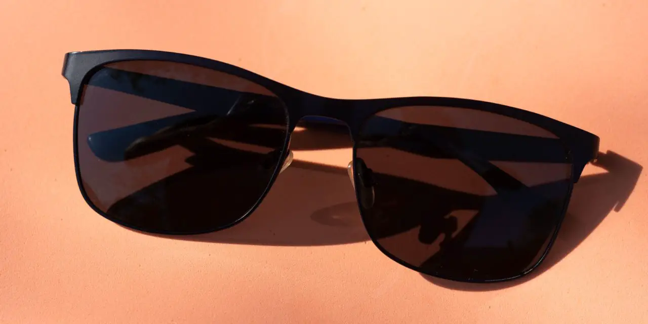 Do Sunglasses Help With Anxiety?
