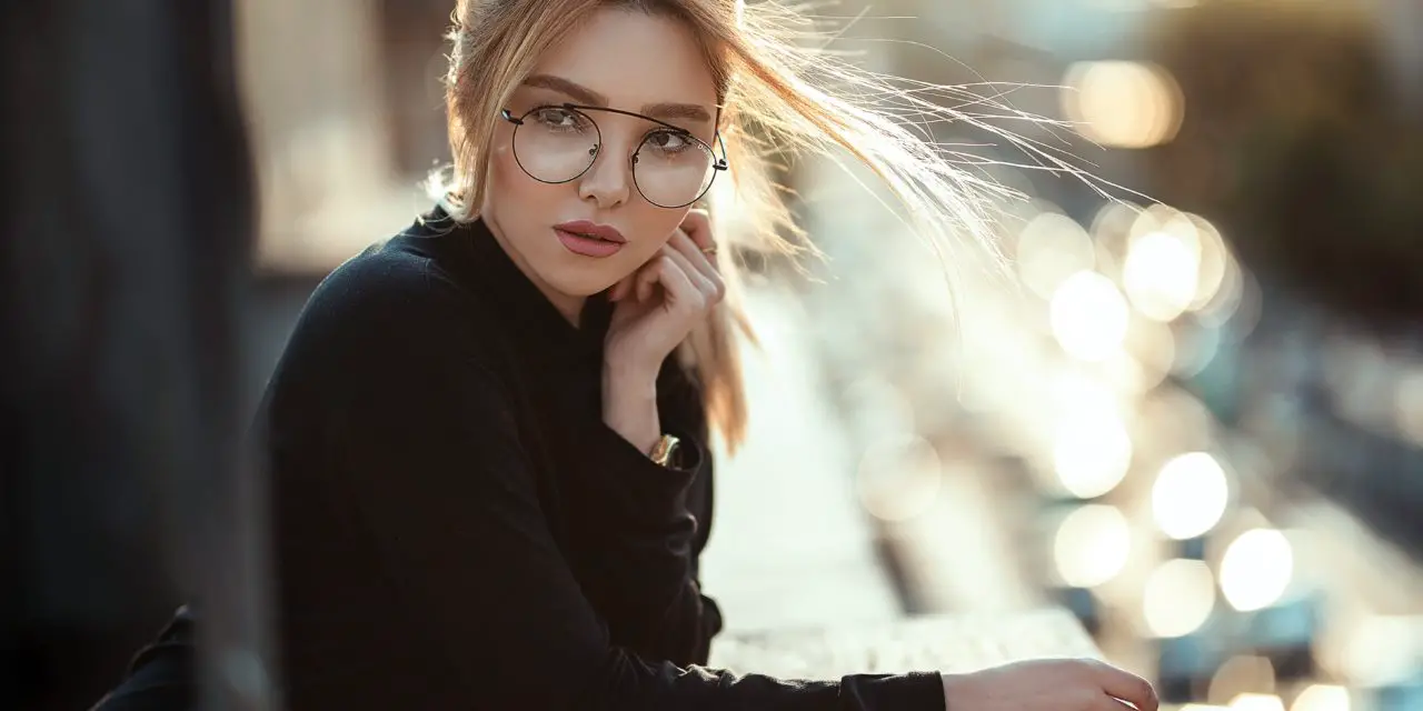 Who Looks Good In Rimless Glasses? Everything You Need To Know