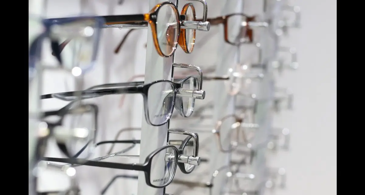 Does Warby Parker Take UnitedHealthcare?