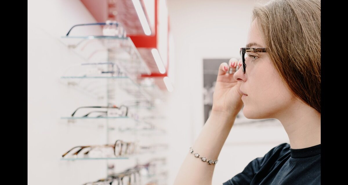 How Does the Warby Parker Virtual Try On App Work?